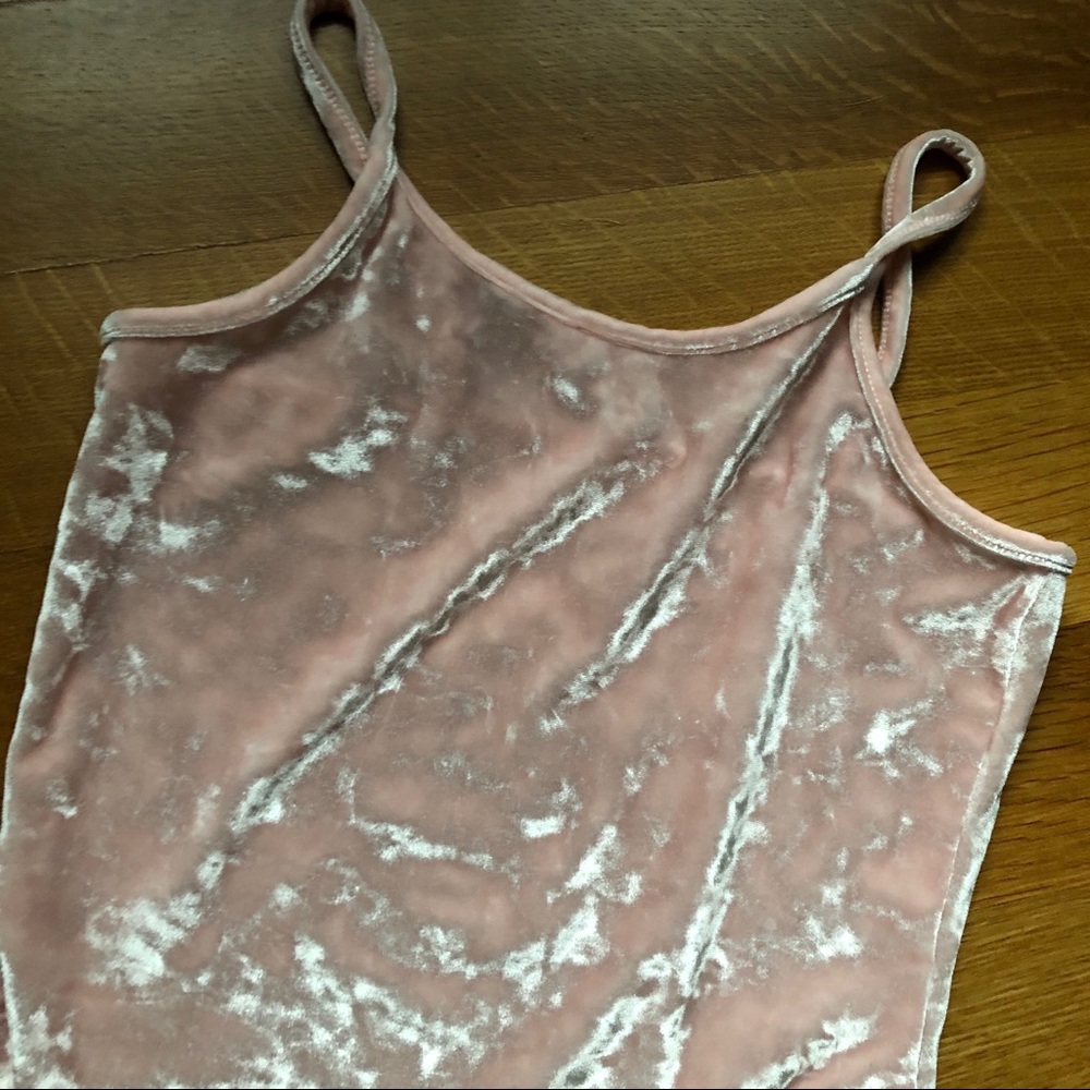 Crushed Velvet Tanktop - Picture 2 of 4